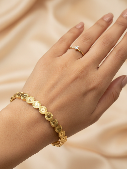 Solar Spark Bracelet | NE161