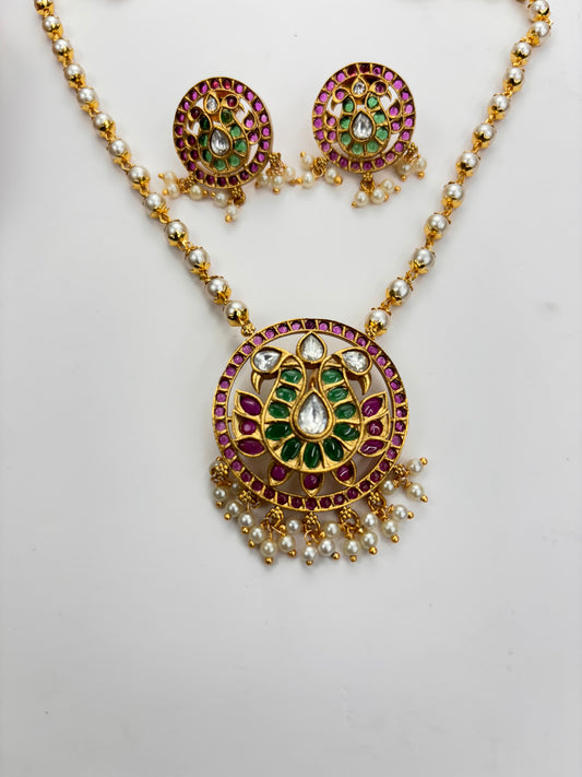Pearl Gold Necklace | E221