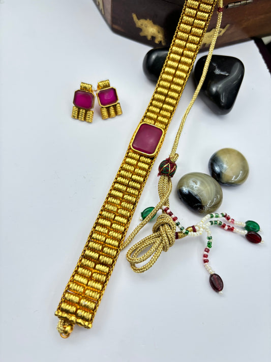 RUBY CHOKER | E170