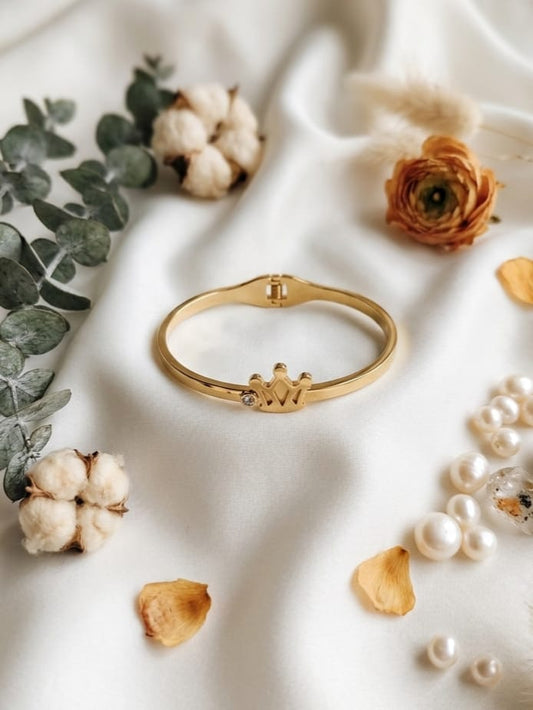 Crown Bangle | NE219