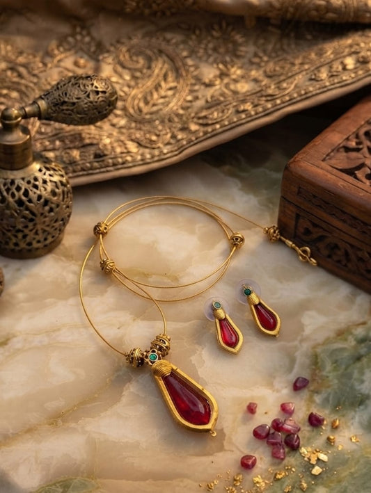Ruhira Ruby Pendant Set | MT211