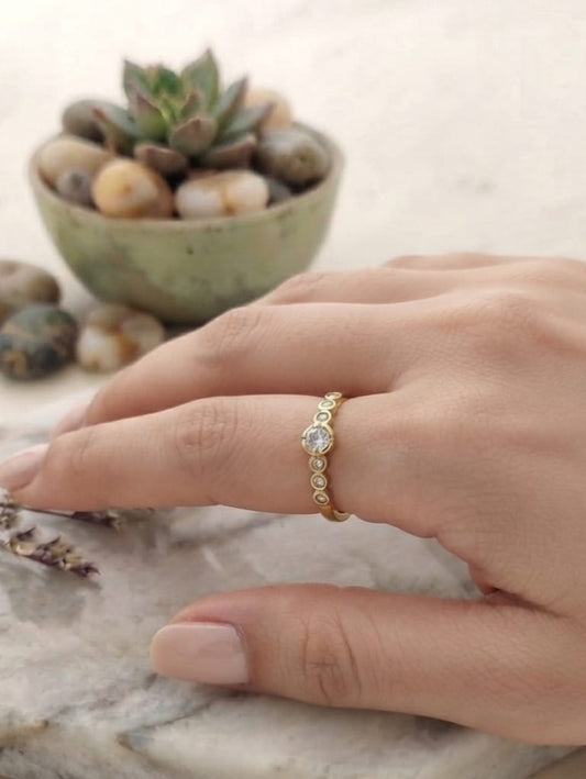 Dewdrop Spark Ring | ESH40