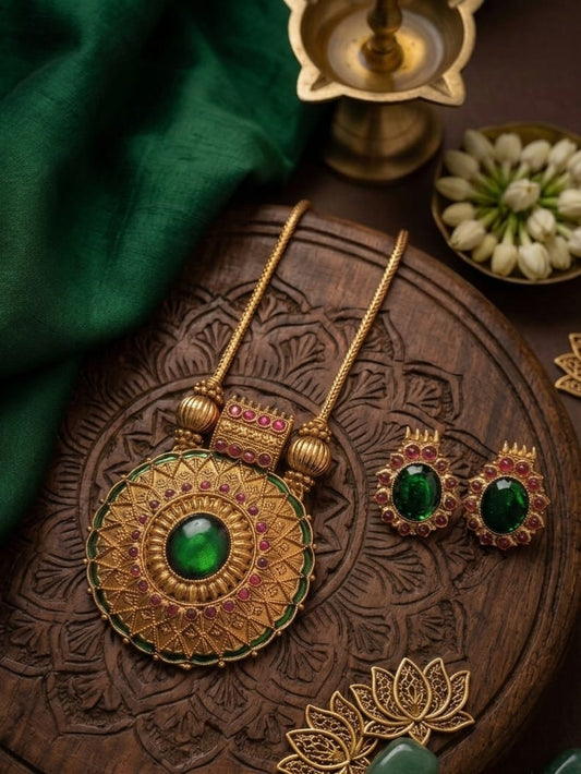 Surya Ratna Pendant Set | NT31