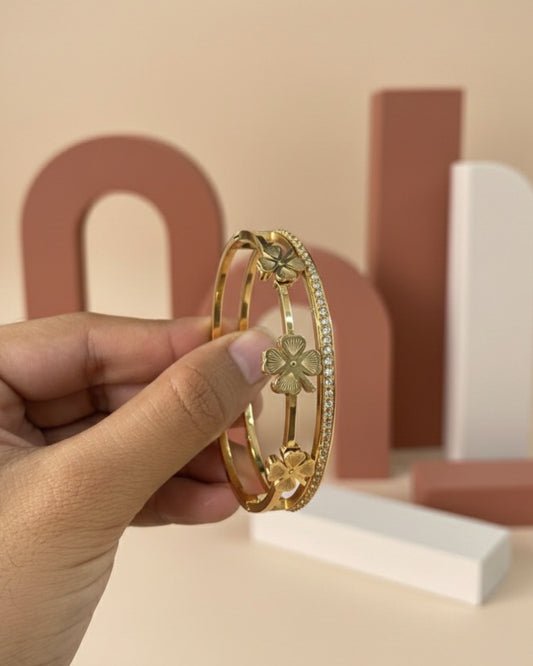 Bloom Aura Bangle | NE1162