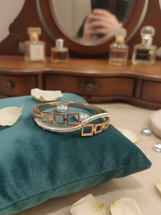 Bangle Bracelet | NE120