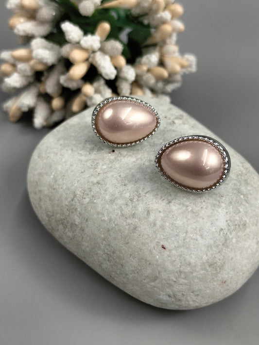 Pearl Stud | K1-112