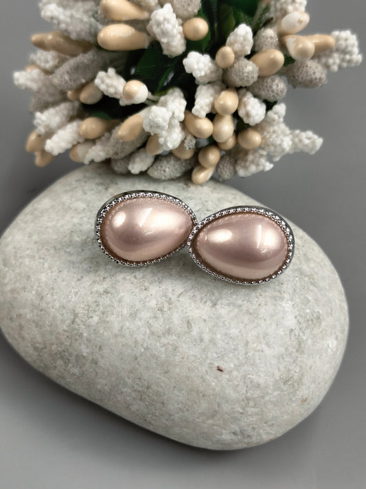 Pearl Stud | K1-112