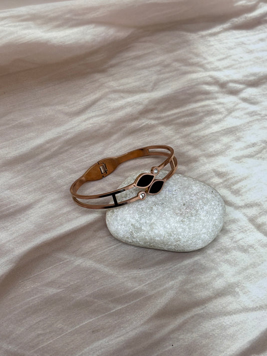 Rose gold bangle | NC405