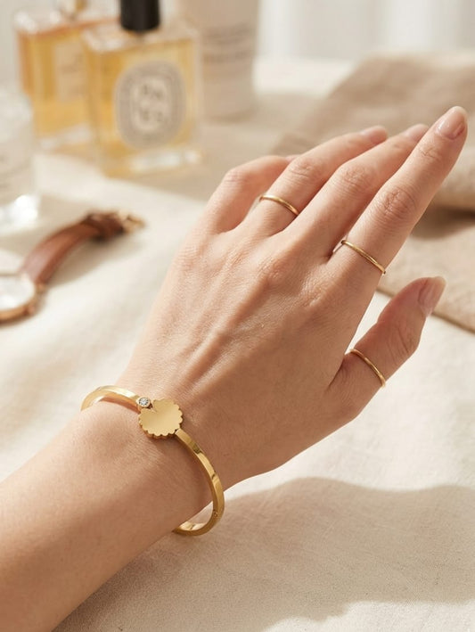 Flower Bangle | NE218