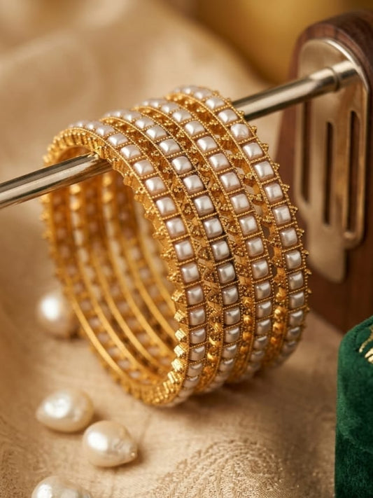 Pearl Bangle | MS10