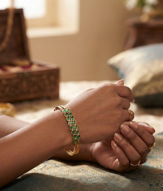 Leaf Bangle | ESH145