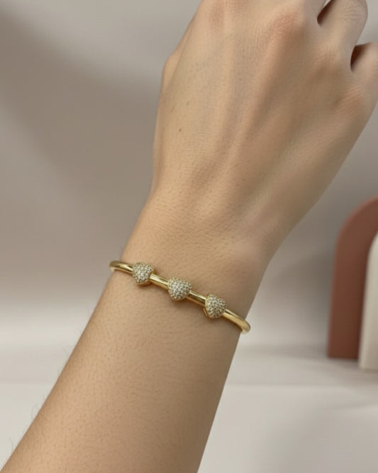 Pave Heart Charm Bangle | NE1161